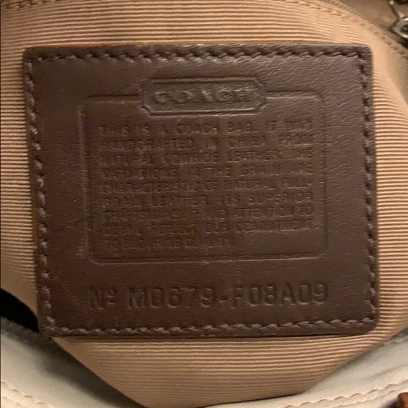 Coach Purse Excellent Condition - Picture 5 of 6